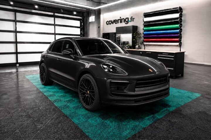Arlon - Gloss Black1