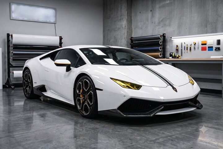 Oracal 970 GRA - 010 White Gloss1